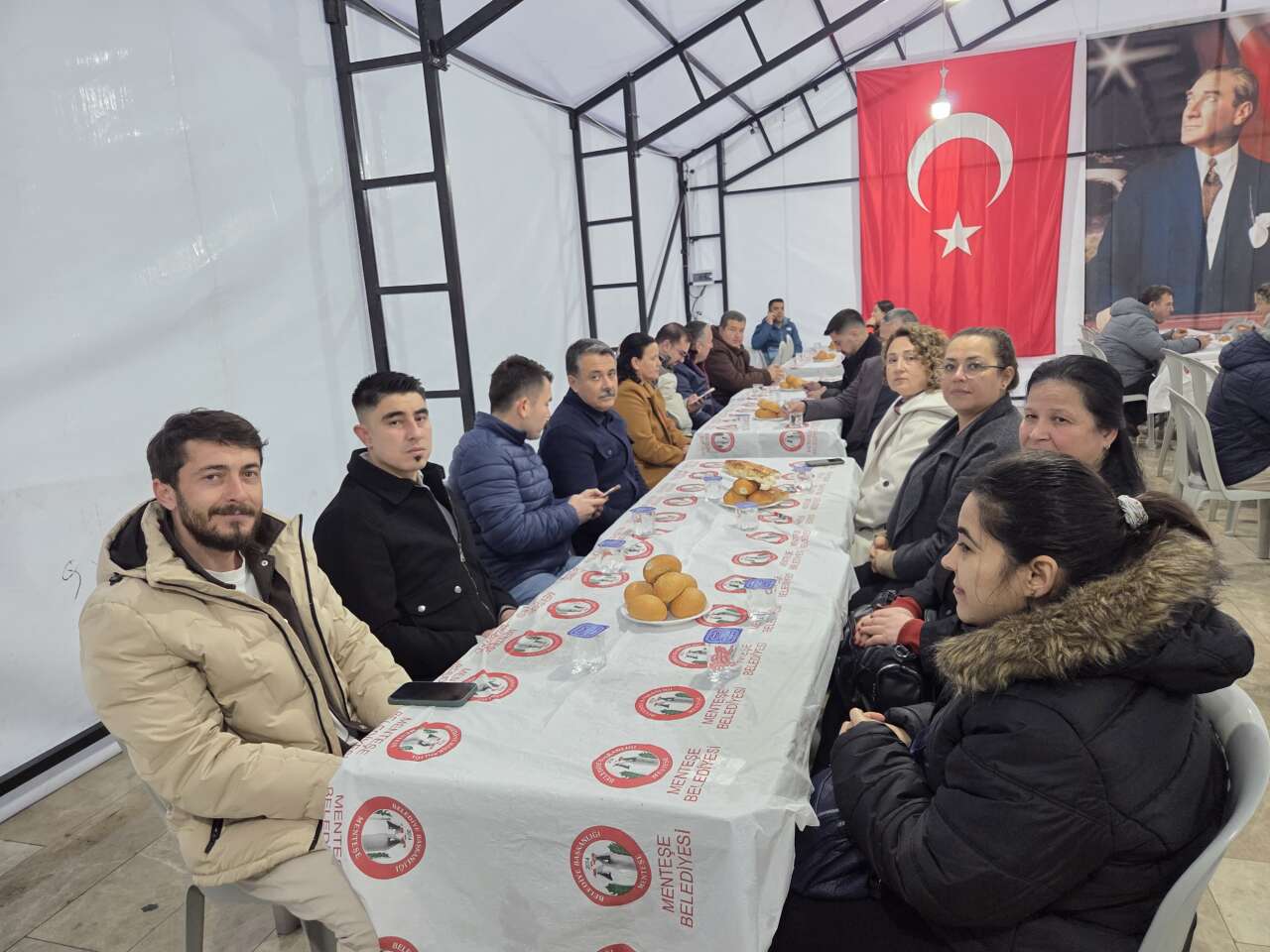 Menteşe’de Birlik Sofrası: Nail Kızıl’dan Babası Hayrına İftar 1